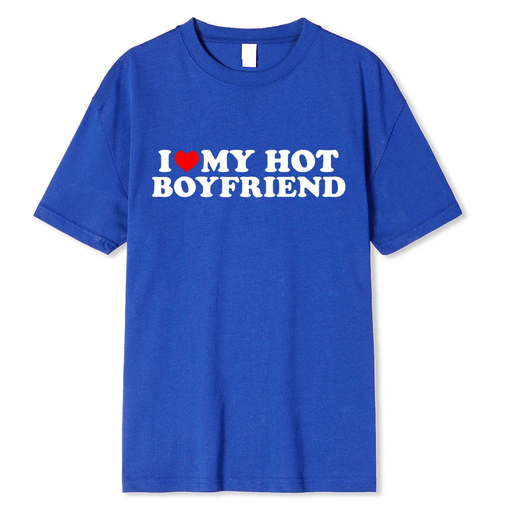 „I ❤️ My Hot Boyfriend“ T-Shirt